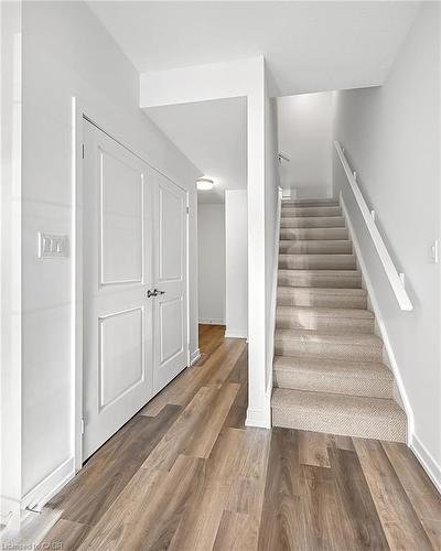 12-205 West Oak Trail, Kitchener, ON - Indoor Photo Showing Other Room