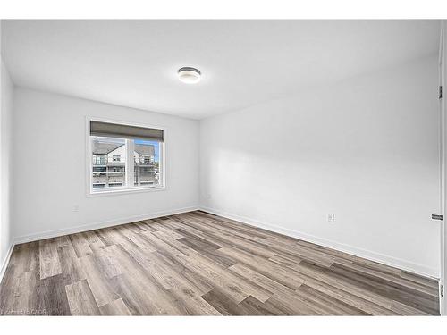 12-205 West Oak Trail, Kitchener, ON - Indoor