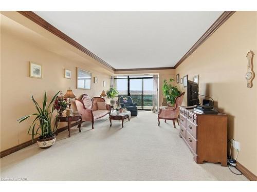 1503-301 Frances Avenue, Stoney Creek, ON - Indoor