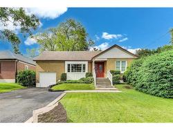 9 Avalon Avenue  Stoney Creek, ON L8G 1X4