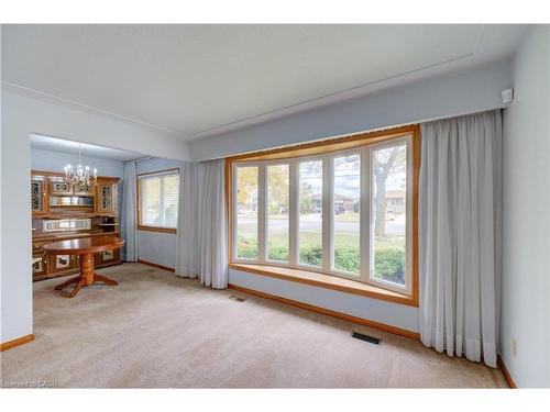 930 Upper Ottawa Street, Hamilton, ON - Indoor Photo Showing Other Room