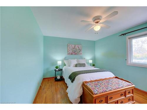 930 Upper Ottawa Street, Hamilton, ON - Indoor Photo Showing Bedroom