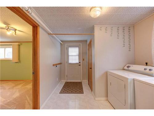 930 Upper Ottawa Street, Hamilton, ON - Indoor Photo Showing Laundry Room