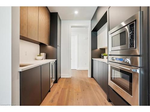 1613 G Lookout Street, Fonthill, ON - Indoor Photo Showing Kitchen