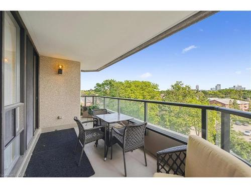 702-6 Willow Street, Waterloo, ON - Outdoor With Exterior