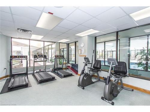 702-6 Willow Street, Waterloo, ON - Indoor Photo Showing Gym Room