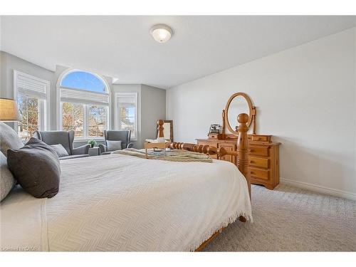 7 Hearthbridge Street, Kitchener, ON - Indoor Photo Showing Bedroom