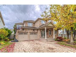 47 Dellgrove Circle  Cambridge, ON N1T 2J9