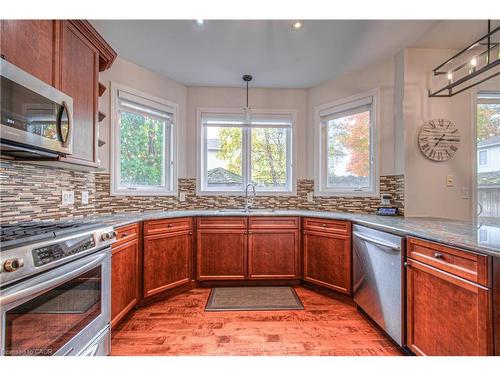 47 Dellgrove Circle, Cambridge, ON - Indoor Photo Showing Kitchen With Double Sink
