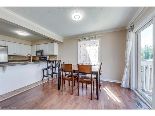 2218 Shadetree Avenue, Burlington, ON - Indoor