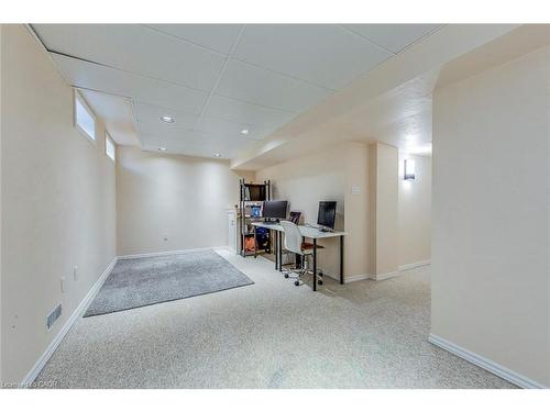 2218 Shadetree Avenue, Burlington, ON - Indoor Photo Showing Other Room