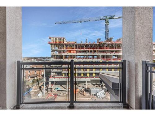 520-2486 Old Bronte Road, Oakville, ON - Outdoor With Balcony