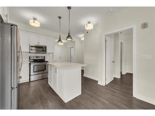 520-2486 Old Bronte Road, Oakville, ON - Indoor Photo Showing Kitchen With Stainless Steel Kitchen With Upgraded Kitchen