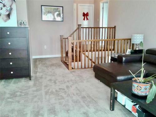 212 Westfield Place, Waterloo, ON - Indoor Photo Showing Other Room