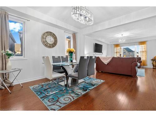 411 Linden Drive, Cambridge, ON - Indoor Photo Showing Dining Room