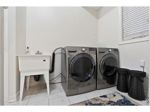 411 Linden Drive, Cambridge, ON - Indoor Photo Showing Laundry Room