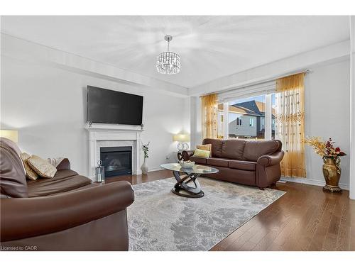 411 Linden Drive, Cambridge, ON - Indoor Photo Showing Living Room With Fireplace