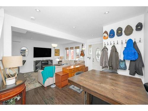 128 Crosthwaite Avenue N, Hamilton, ON - Indoor