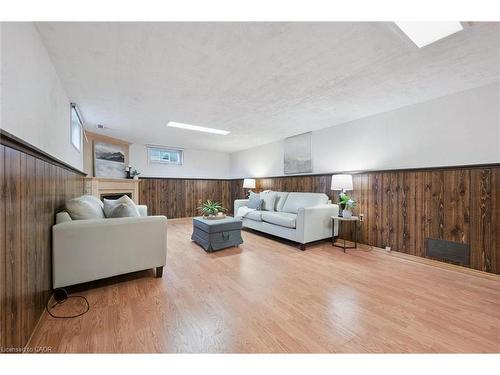 532 Victoria Street S, Kitchener, ON - Indoor