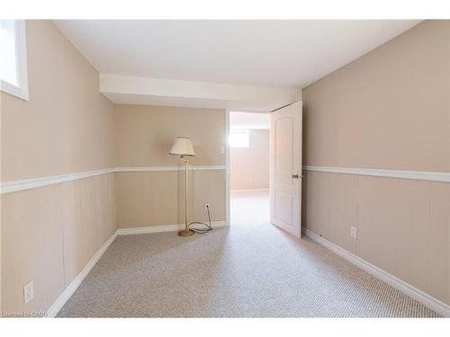 1523 Constance Drive, Oakville, ON - Indoor Photo Showing Other Room