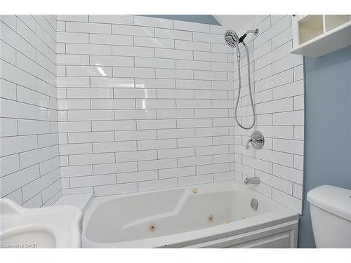 61 Burlington Street W, Hamilton, ON - Indoor Photo Showing Bathroom