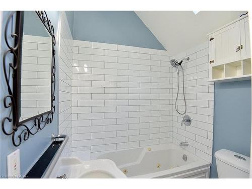 61 Burlington Street W, Hamilton, ON - Indoor Photo Showing Bathroom