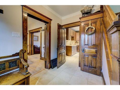 207 Hedley Street, Cambridge, ON - Indoor Photo Showing Other Room