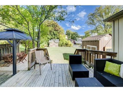 207 Hedley Street, Cambridge, ON - Outdoor With Deck Patio Veranda