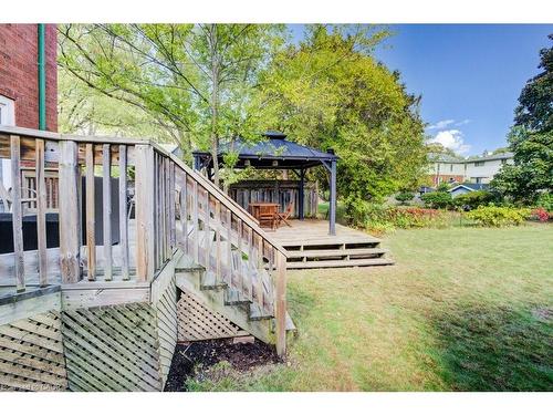 207 Hedley Street, Cambridge, ON - Outdoor