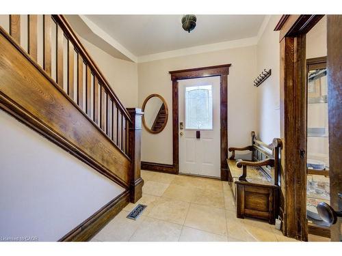 207 Hedley Street, Cambridge, ON - Indoor Photo Showing Other Room