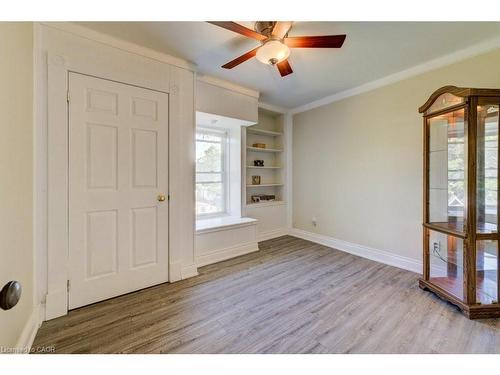 207 Hedley Street, Cambridge, ON - Indoor Photo Showing Other Room