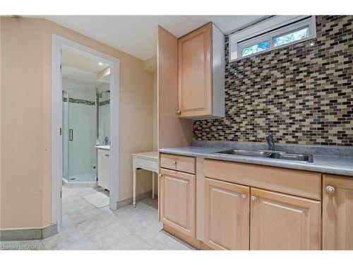 8 Gerrick Court, Hamilton, ON - Indoor Photo Showing Kitchen With Double Sink
