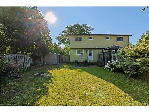 8 Gerrick Court, Hamilton, ON - Outdoor