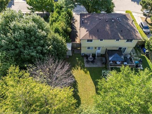 8 Gerrick Court, Hamilton, ON - Outdoor