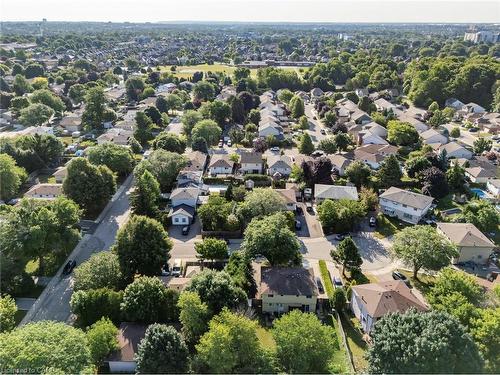 8 Gerrick Court, Hamilton, ON - Outdoor With View