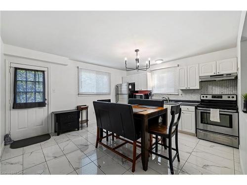 8 Gerrick Court, Hamilton, ON - Indoor