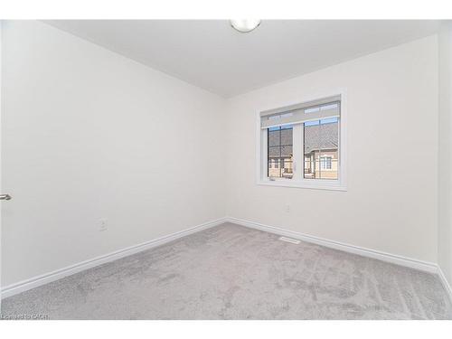 102-305 Garner Road, Hamilton, ON - Indoor Photo Showing Other Room