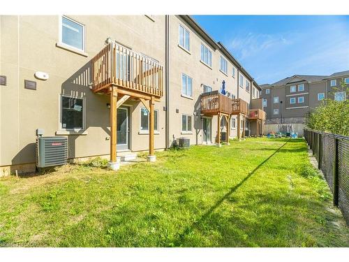 102-305 Garner Road, Hamilton, ON - Outdoor