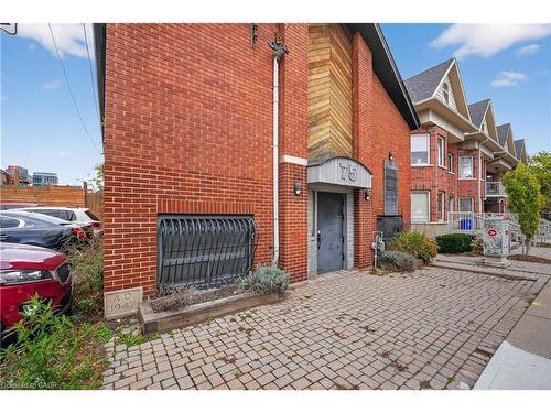 75 Young Street, Hamilton, ON 