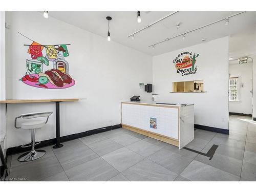 586 Concession Street, Hamilton, ON 