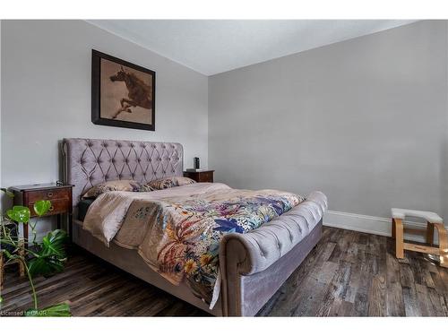 193 Locke Street N, Hamilton, ON - Indoor Photo Showing Bedroom