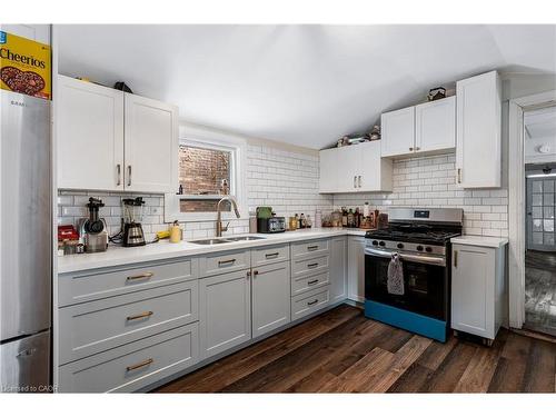 193 Locke Street N, Hamilton, ON - Indoor Photo Showing Kitchen