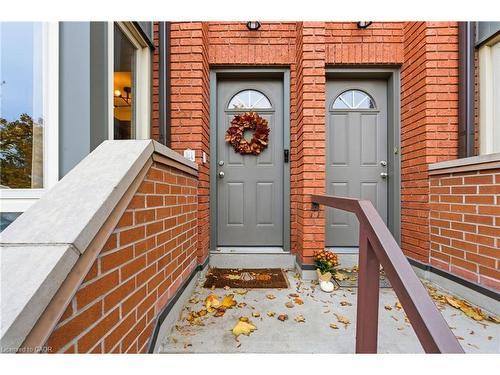 614-895 Maple Avenue, Burlington, ON - Outdoor With Exterior