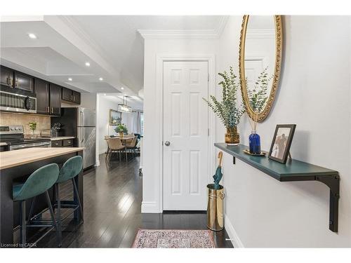 614-895 Maple Avenue, Burlington, ON - Indoor