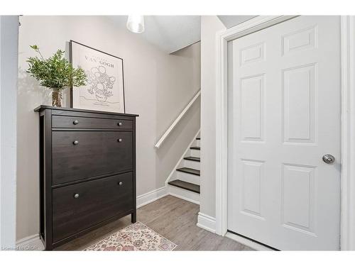 614-895 Maple Avenue, Burlington, ON - Indoor Photo Showing Other Room