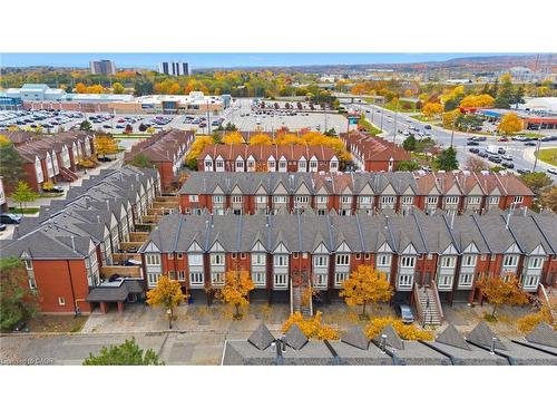614-895 Maple Avenue, Burlington, ON - Outdoor With View
