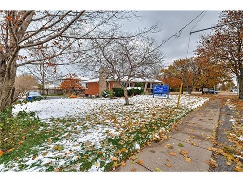 2409 Walker'S Line, Burlington, ON 