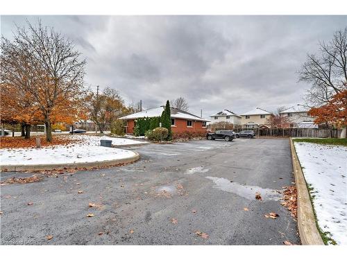 2409 Walker'S Line, Burlington, ON 