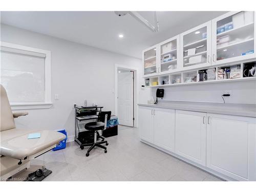 2409 Walker'S Line, Burlington, ON 