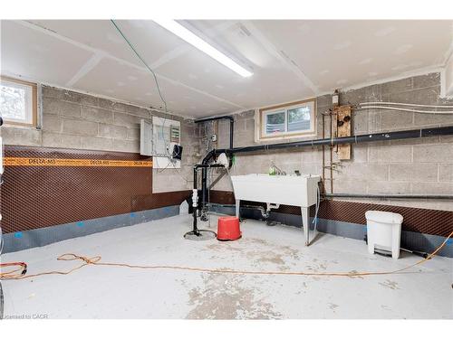 2409 Walker'S Line, Burlington, ON 